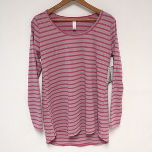 NWT LuLaRoe Lynnae Pink Stripe Tee